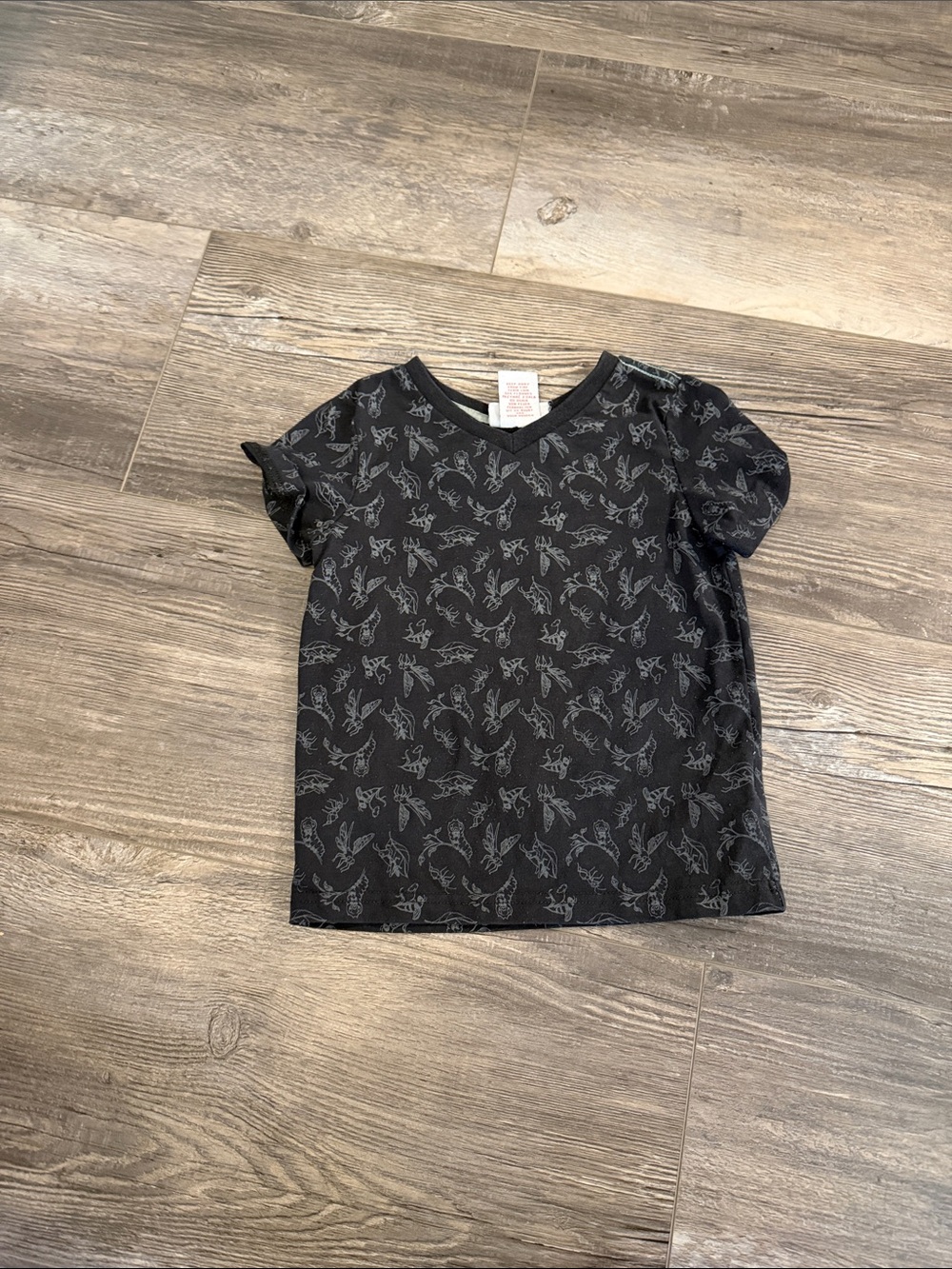 Tommy Bahama Black Tee with Light Gray Bug Print